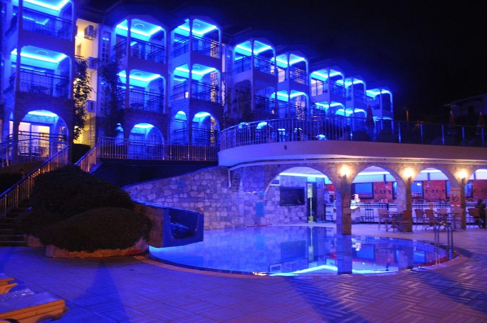 Club Aquarium Aparthotel Marmaris Exterior photo