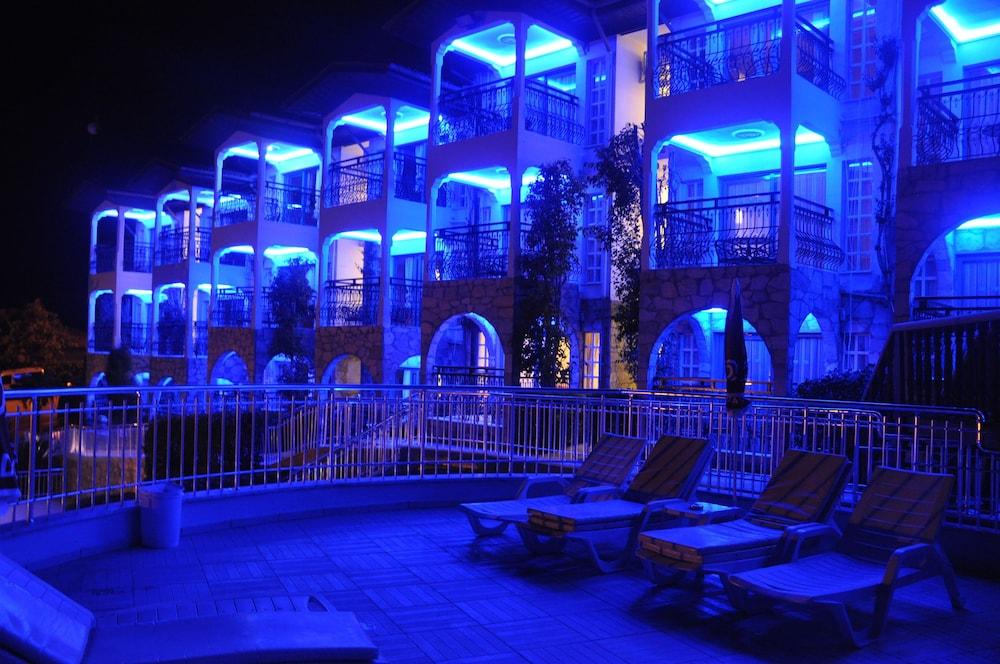 Club Aquarium Aparthotel Marmaris Exterior photo